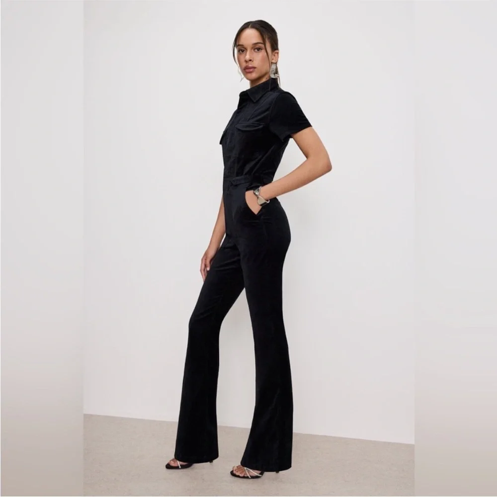 Good American NWT Medium Fit for Success Velvet Bootcut Jumpsuit New - Picture 2 of 10